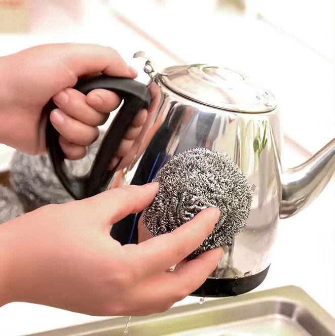 Versatile Stainless Steel Scrubber